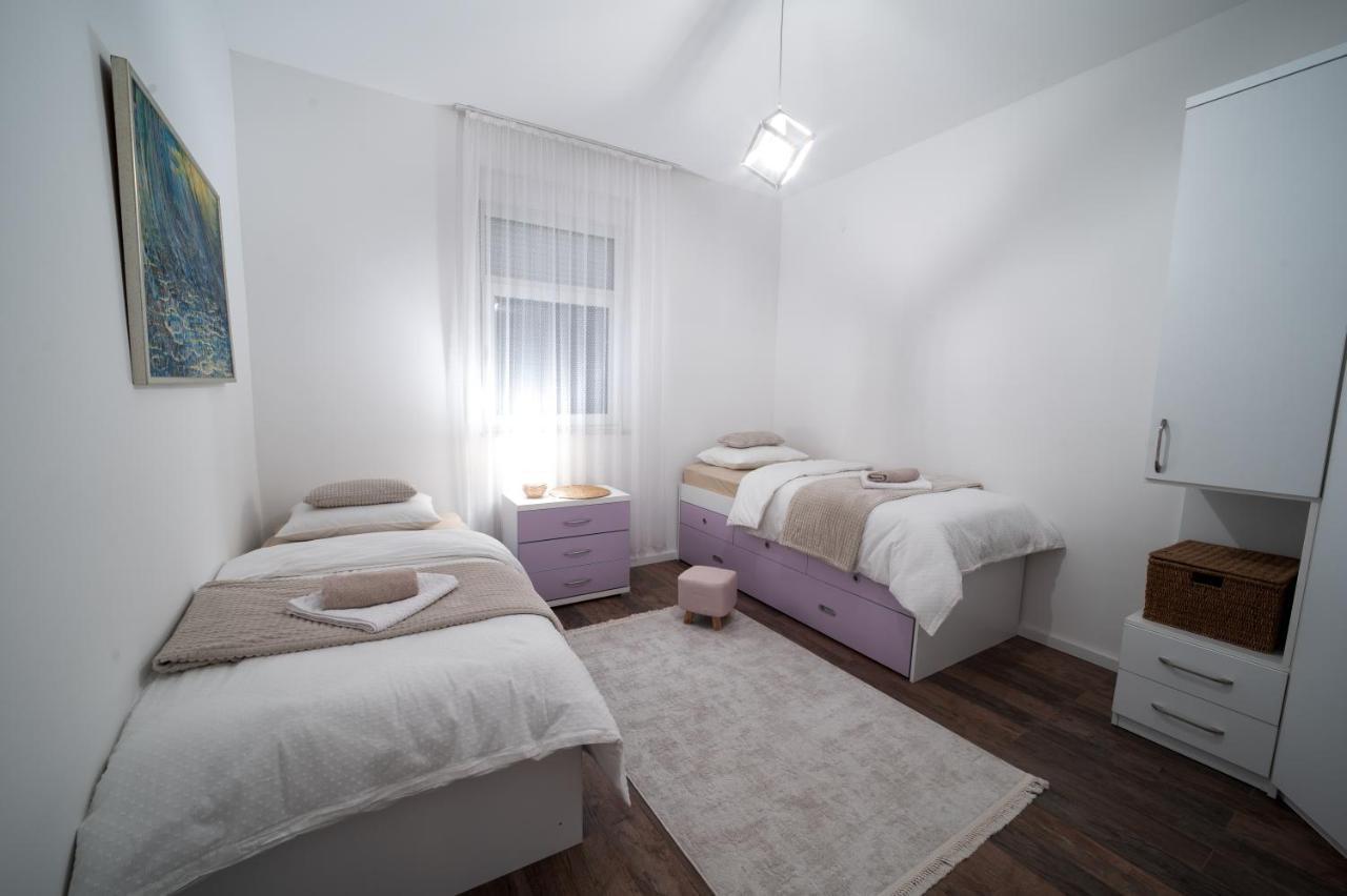 Ema'S Oasis Mostar House, Your Perfect Getaway, Free Private Parking And Garden Buitenkant foto